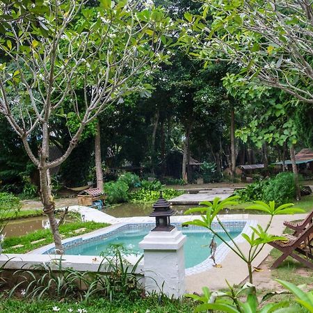 Shaya Homestay & Dorms Pai Exteriör bild