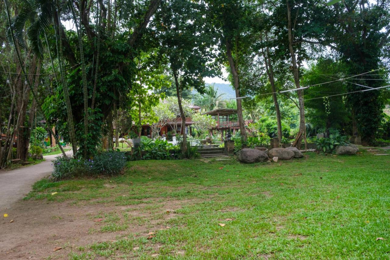 Shaya Homestay & Dorms Pai Exteriör bild