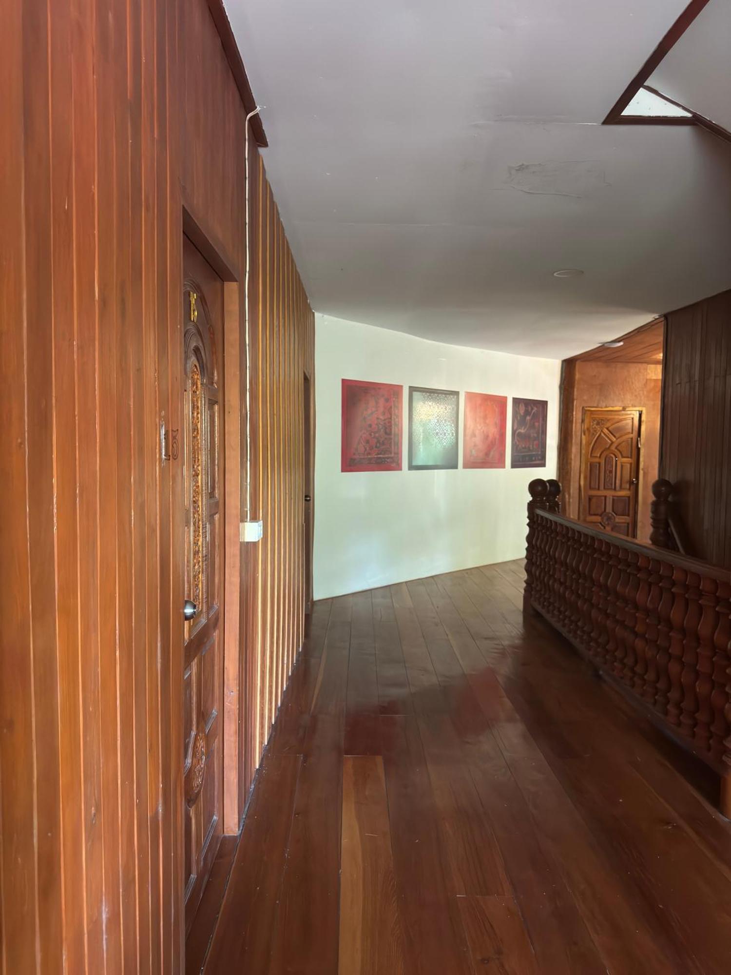 Shaya Homestay & Dorms Pai Exteriör bild