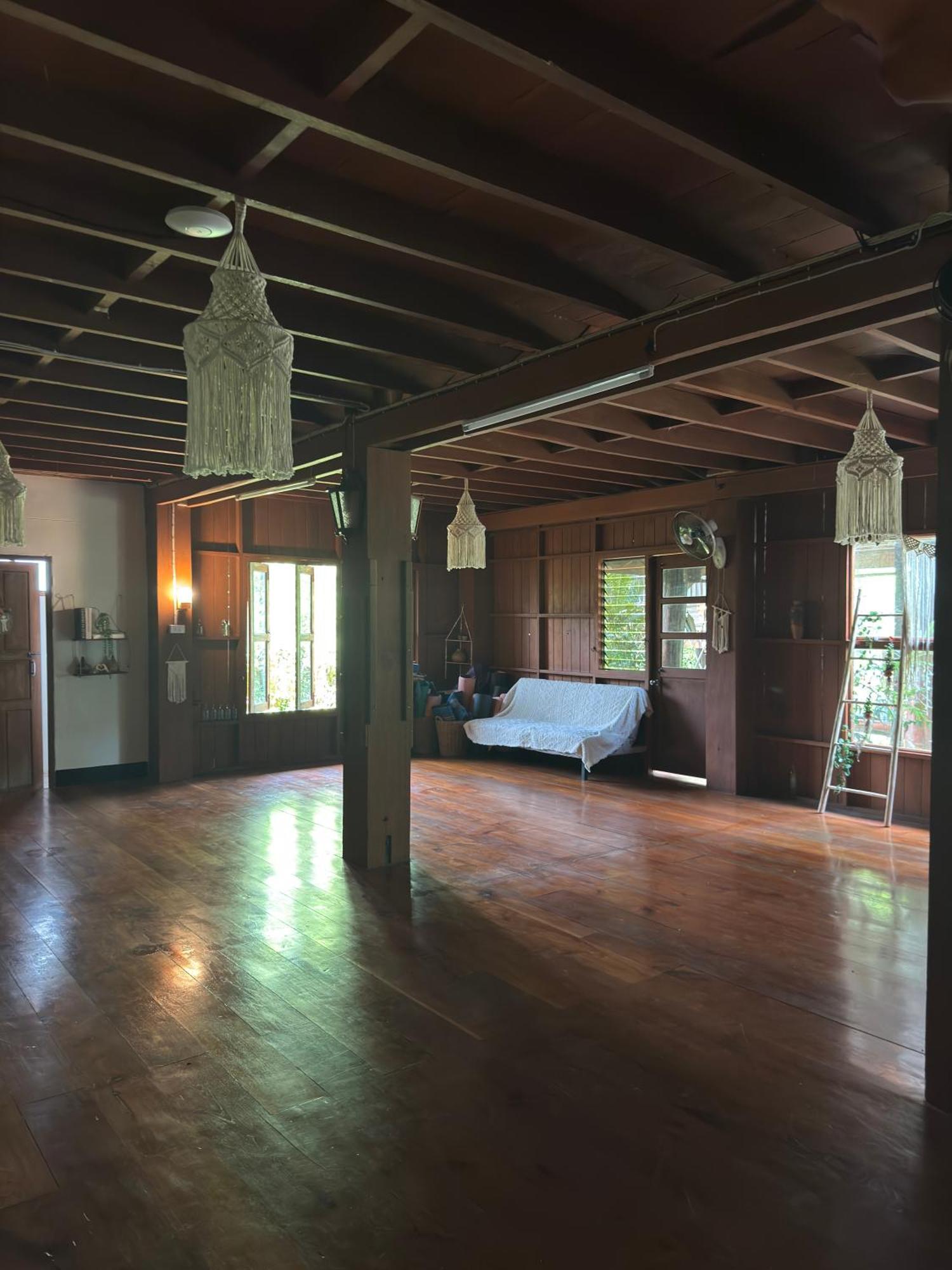 Shaya Homestay & Dorms Pai Exteriör bild